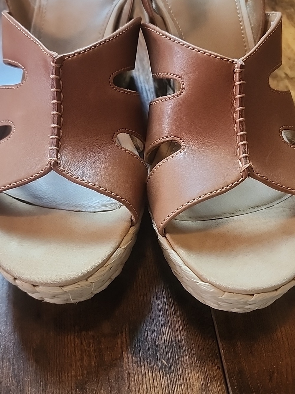UGG | Women’s Careena Wedge Espadrille Brown Chestnut Leather Heels | US 9.5 - Picture 10 of 10